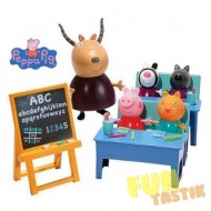 Игровой набор Peppa Pig "Идём в школу"